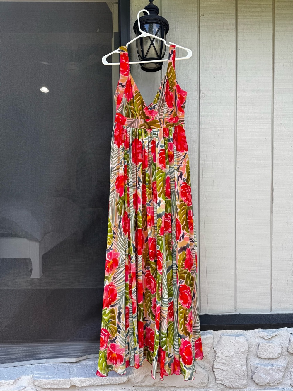 Badgley Mischka Red and Green Floral V-Neck Maxi Dress